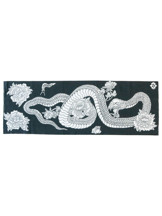 Snake and Peony: A Stalemate